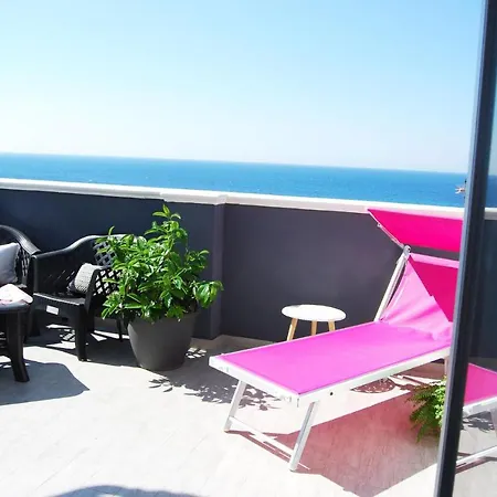 Crisvan Home- Attico Vista Mare